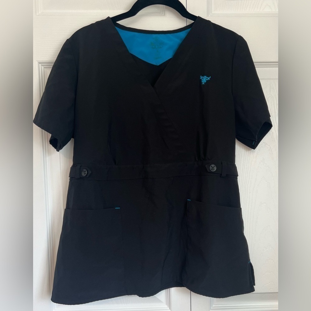 Women's Gold Couture Short Sleeved Medical Top